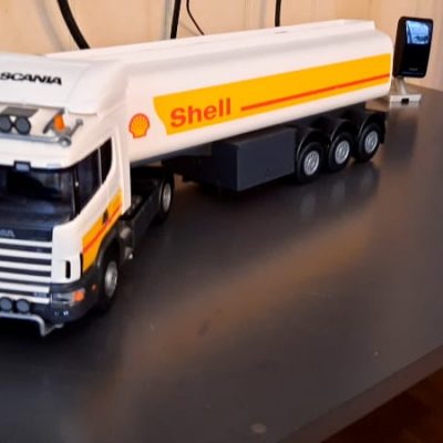 Emek modeller av (SHELL) och Statoil lastbilar
